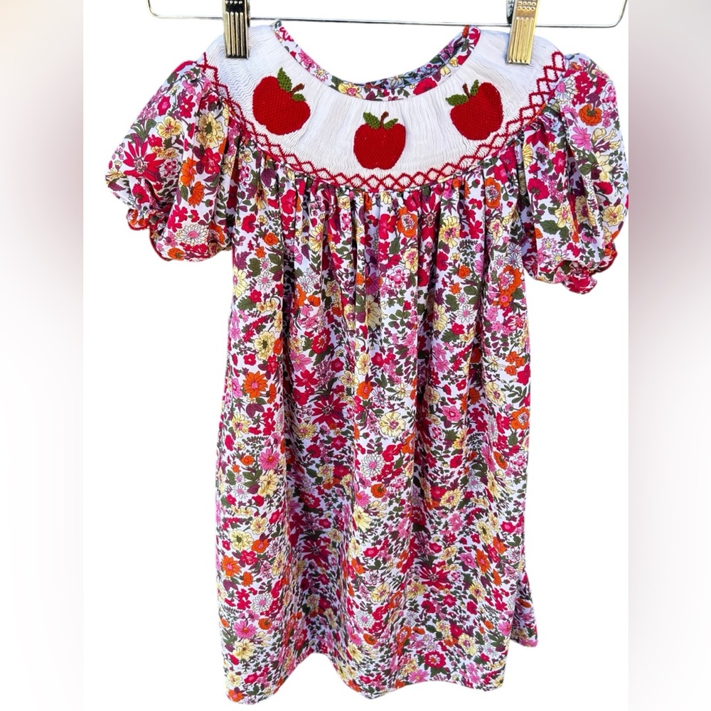 Smockingbird Apple Floral Dress Girls‎ 4T Gorgeous for Spring